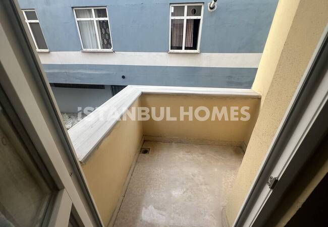 Flat Close to Metro in İstanbul Ataşehir 10