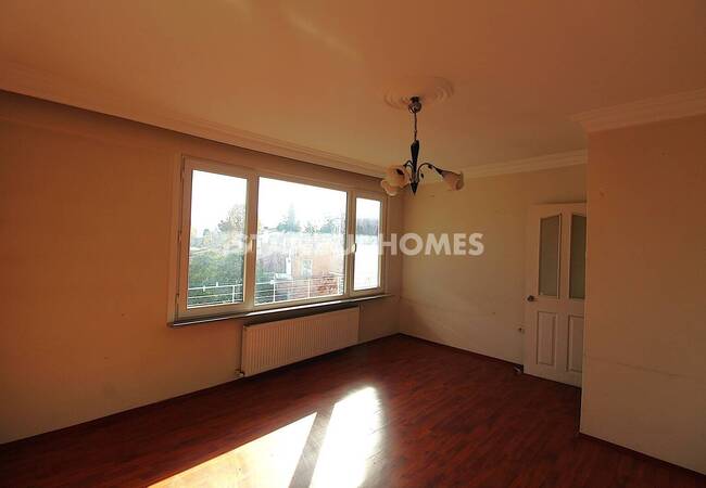Spacious 3-bedroom Flat Near the Bosphorus 12