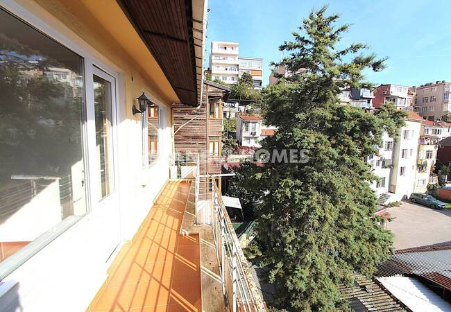 Spacious 3-bedroom Flat Near the Bosphorus 19