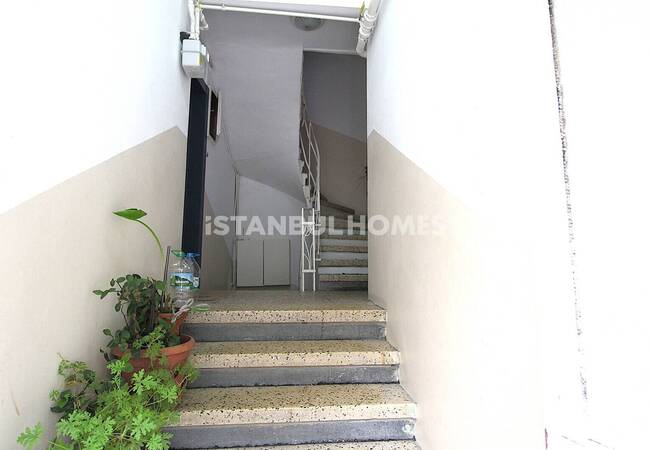 Spacious 3-bedroom Flat Near the Bosphorus 21