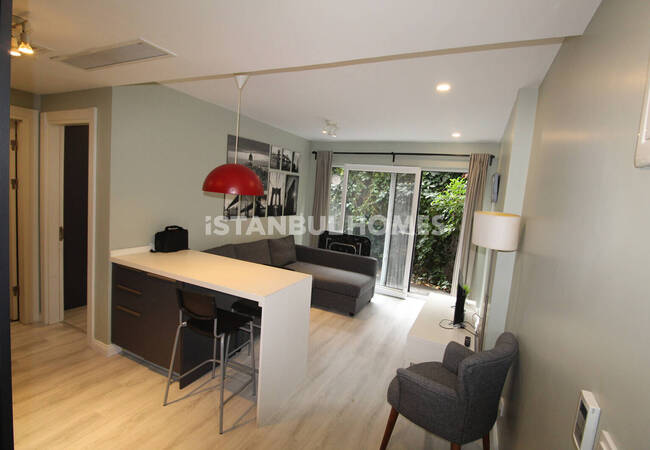 Furnished 1-bedroom Flat with Garden in Eyüpsultan 8