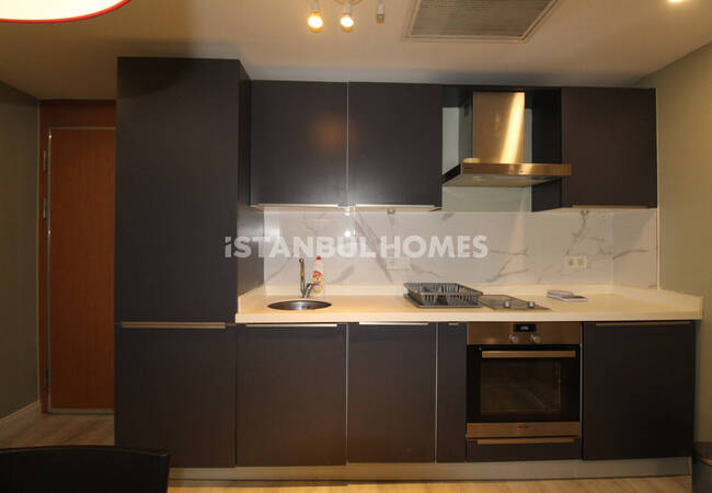 Furnished 1-bedroom Flat with Garden in Eyüpsultan 9