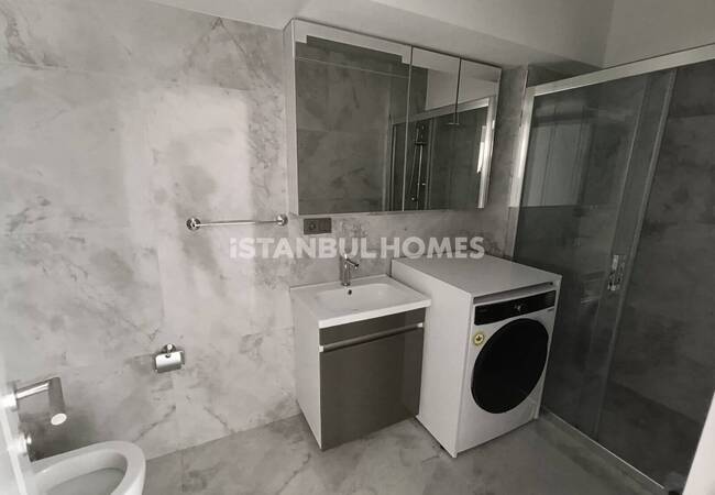Flats with Gym and Parking Lot in İstanbul Zeytinburnu 16