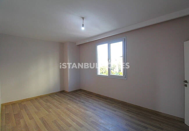 Трёхкомнатная квартира в 750 м от моря в Бююкчекмедже 12