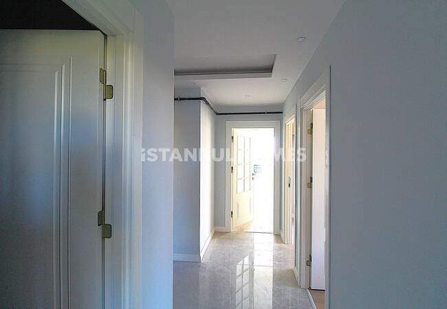 Трёхкомнатная квартира в 750 м от моря в Бююкчекмедже 20