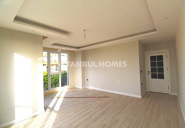 Трёхкомнатная квартира в 750 м от моря в Бююкчекмедже 9