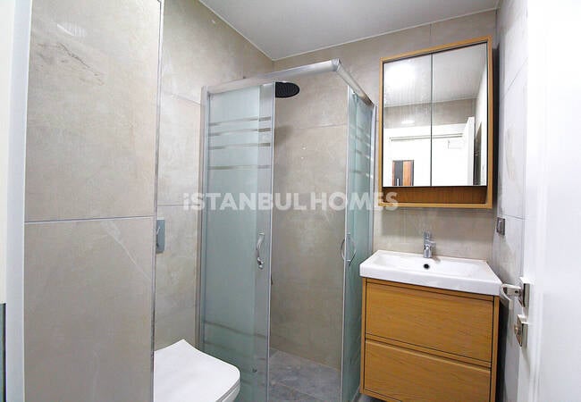 شقة دوبلكس من 4 غرف نوم بإطلالة على البحر في بيوك تشكمجه، إسطنبول 25