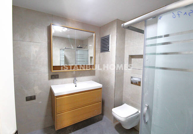 شقة دوبلكس من 4 غرف نوم بإطلالة على البحر في بيوك تشكمجه، إسطنبول 24