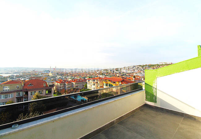 شقة دوبلكس من 4 غرف نوم بإطلالة على البحر في بيوك تشكمجه، إسطنبول 28