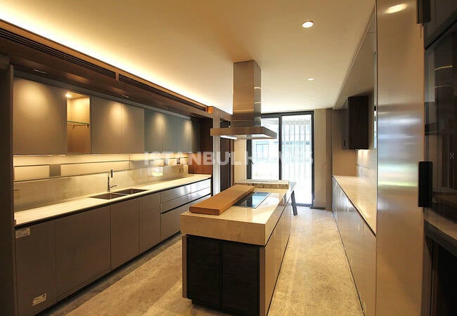 شقق أنيقة في مجمع سكني فاخر في باكيركوي 13