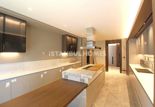 شقق أنيقة في مجمع سكني فاخر في باكيركوي 15