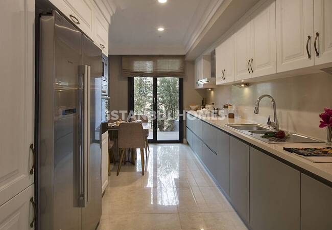 شقق مع موقف سيارات في موقع متميز في عمرانية، إسطنبول 6