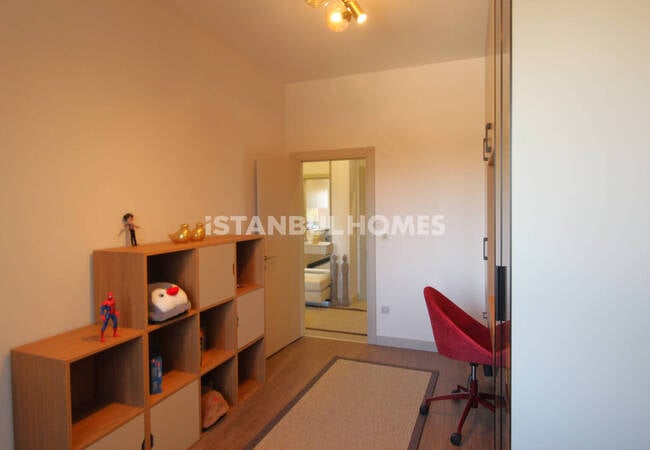 Apartments Close to Daily Amenities in Istanbul Kucukcekmece 15