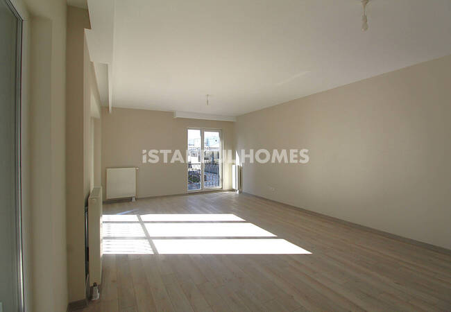 City-view Apartments with Pools and Sports Fields in Başakşehir 18