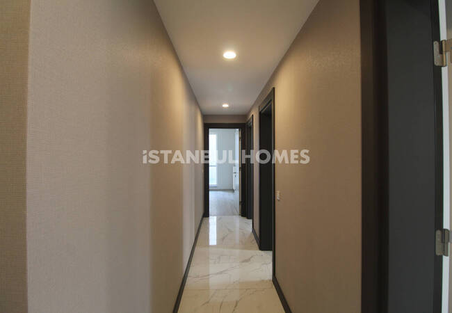 City-view Apartments with Pools and Sports Fields in Başakşehir 41