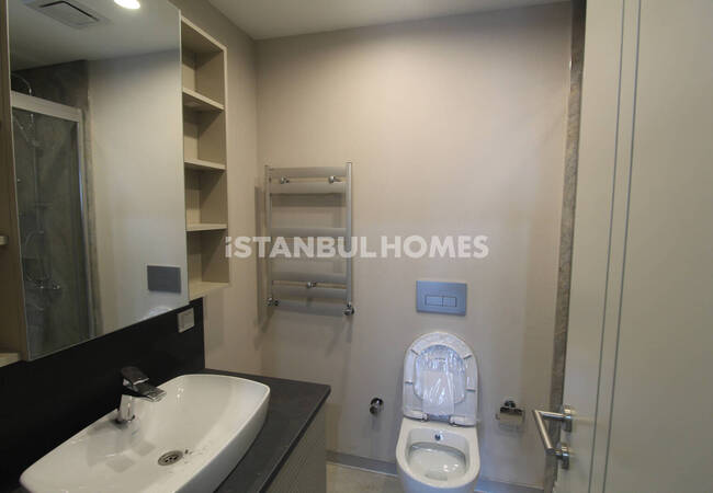 City-view Apartments with Pools and Sports Fields in Başakşehir 37