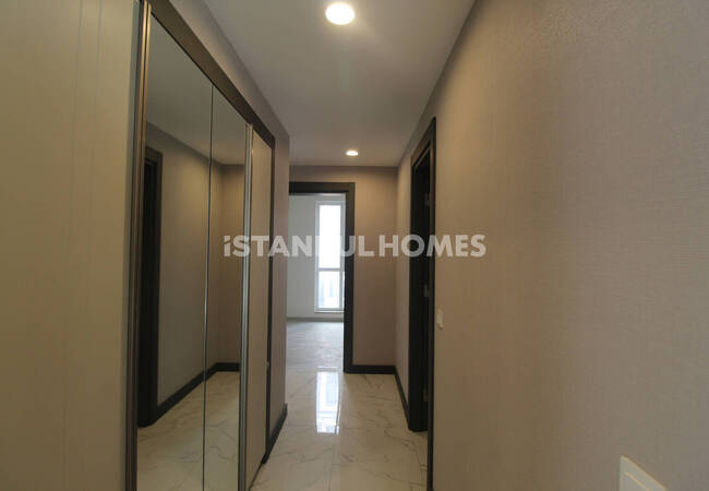 City-view Apartments with Pools and Sports Fields in Başakşehir 42