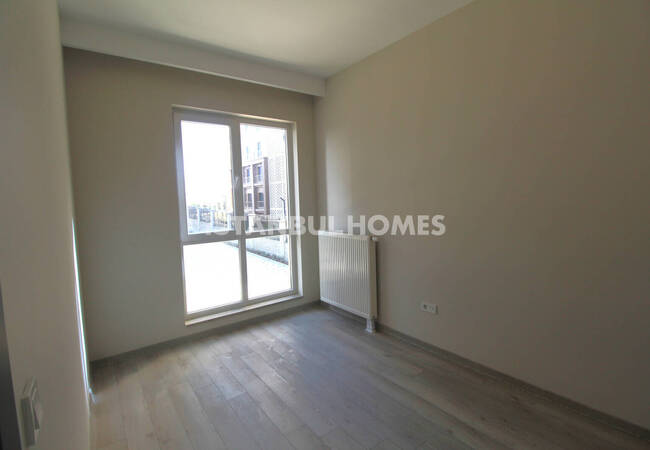 City-view Apartments with Pools and Sports Fields in Başakşehir 32