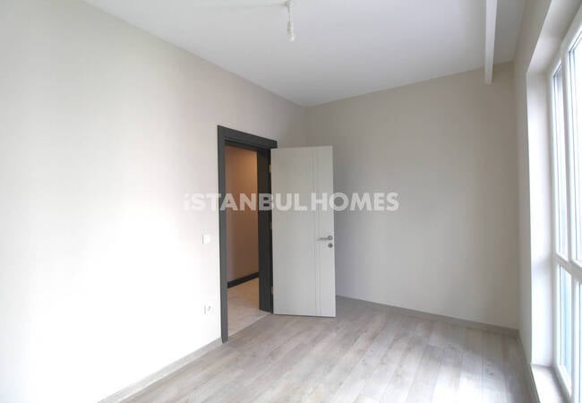 City-view Apartments with Pools and Sports Fields in Başakşehir 33