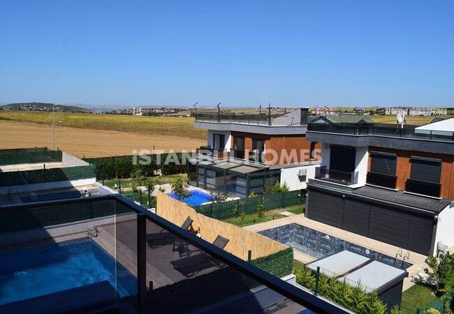 Villa Mit 4 Schlafzimmern Und Privatem Pool In Istanbul Büyükçekmece 23