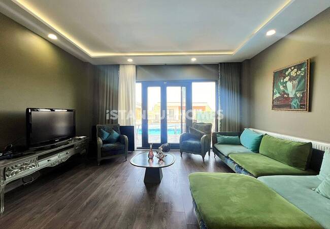 Villa Mit 4 Schlafzimmern Und Privatem Pool In Istanbul Büyükçekmece 6