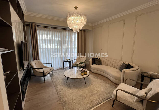 Apartments in a Complex with Pool Close to Metro in Kartal Istanbul 10