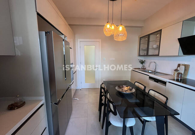 Apartments in a Complex with Pool Close to Metro in Kartal Istanbul 20