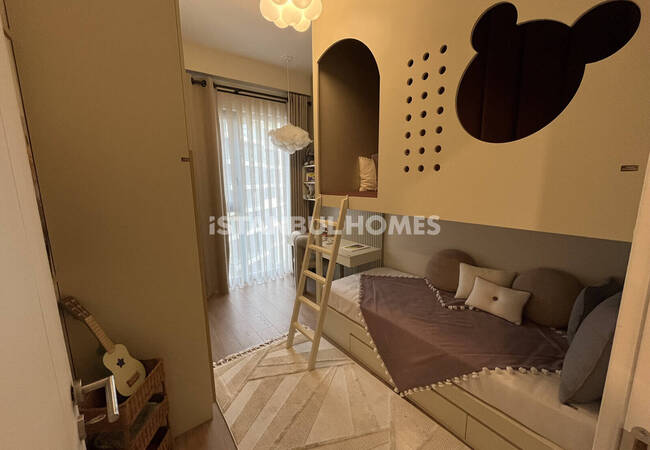 Apartments in a Complex with Pool Close to Metro in Kartal Istanbul 28