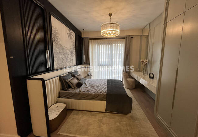 Apartments in a Complex with Pool Close to Metro in Kartal Istanbul 22