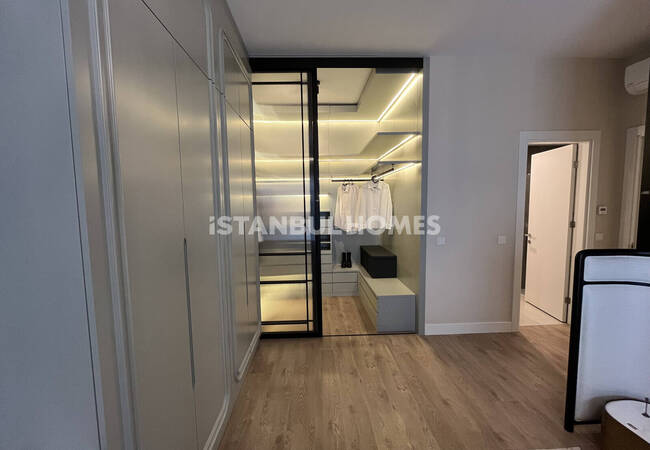 Apartments in a Complex with Pool Close to Metro in Kartal Istanbul 24