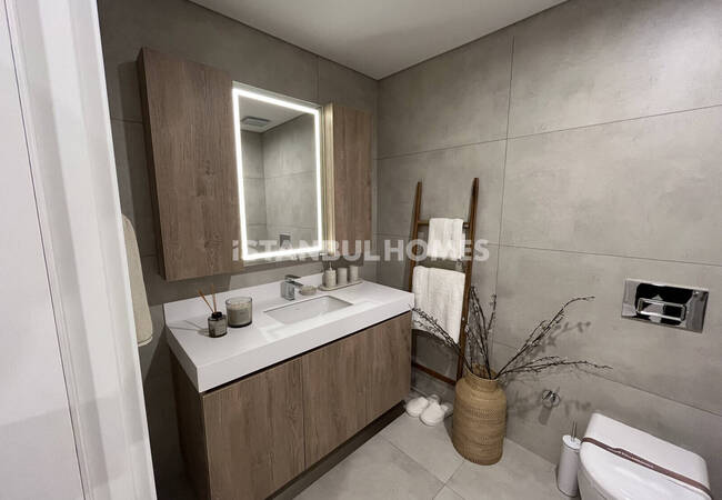 Apartments in a Complex with Pool Close to Metro in Kartal Istanbul 31