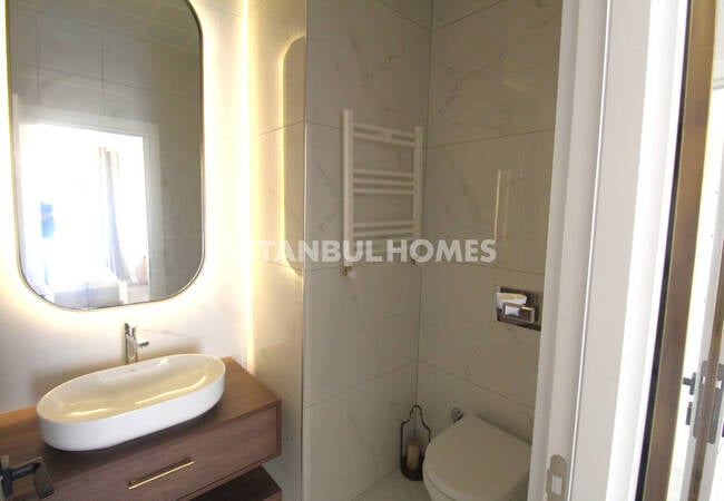 Квартиры в комплексе с бассейном в районе Багджылар, Стамбул 18