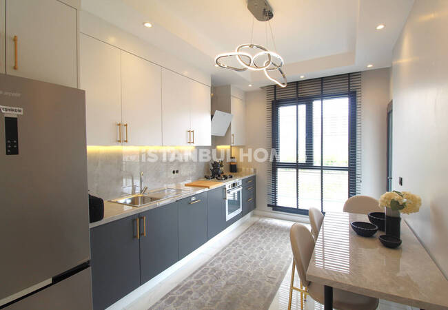 Квартиры в комплексе с бассейном в районе Багджылар, Стамбул 11