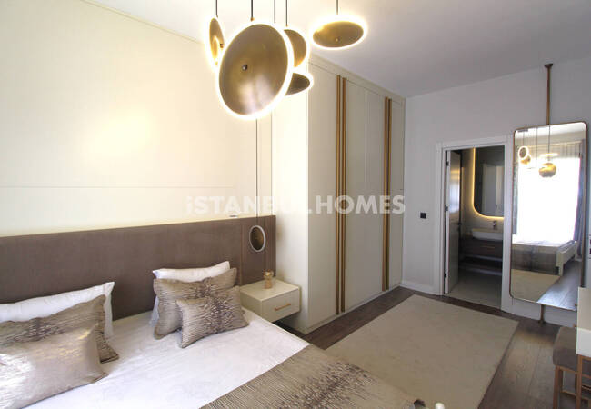 Квартиры в комплексе с бассейном в районе Багджылар, Стамбул 13