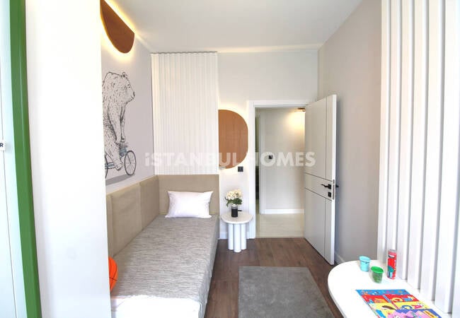 Квартиры в комплексе с бассейном в районе Багджылар, Стамбул 16