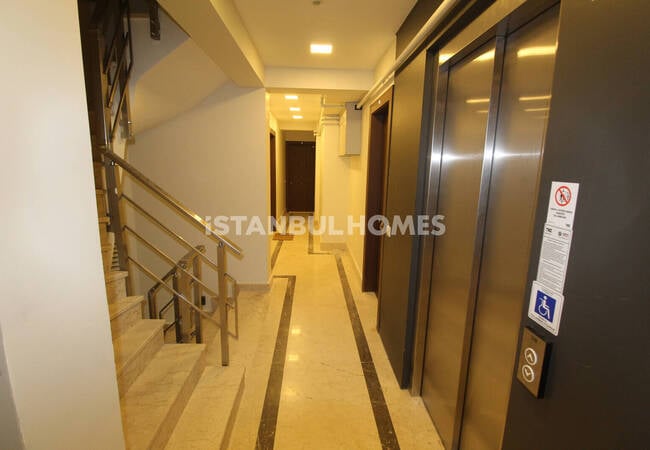 1-bedroom Apartments with Terraces in Istanbul Besiktas 11