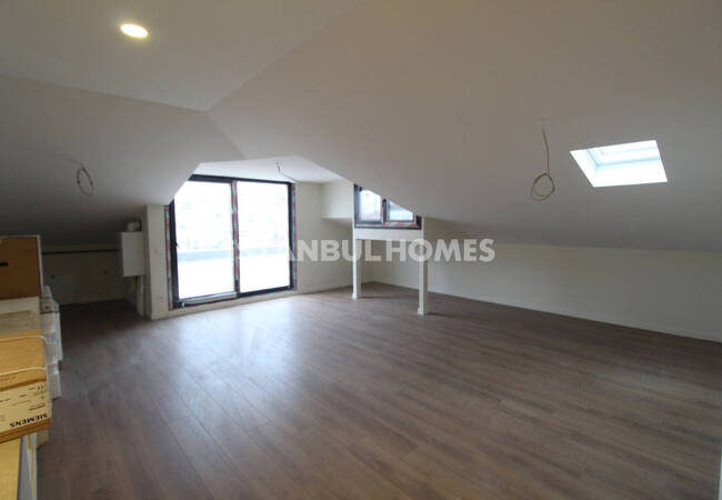 1-bedroom Apartments with Terraces in Istanbul Besiktas 3