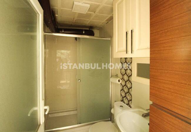 ویلای بزرگ با استخر نزدیک مارینا در بویوکچکمجه استانبول 30