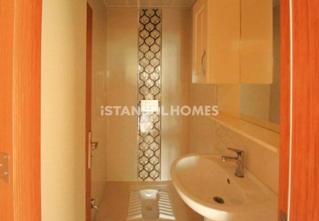 ویلای بزرگ با استخر نزدیک مارینا در بویوکچکمجه استانبول 31