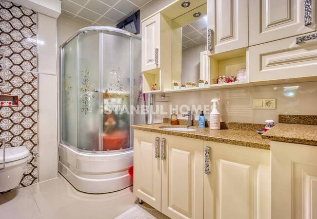 Spacious Villa with Pool Near Marina in Buyukcekmece Istanbul 30