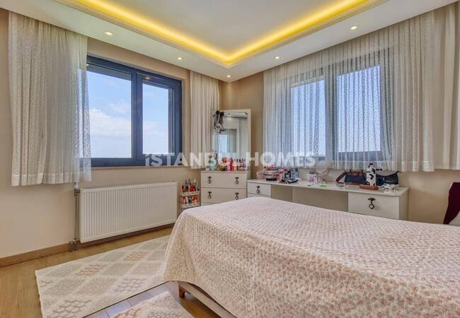 Spacious Villa with Pool Near Marina in Buyukcekmece Istanbul 20