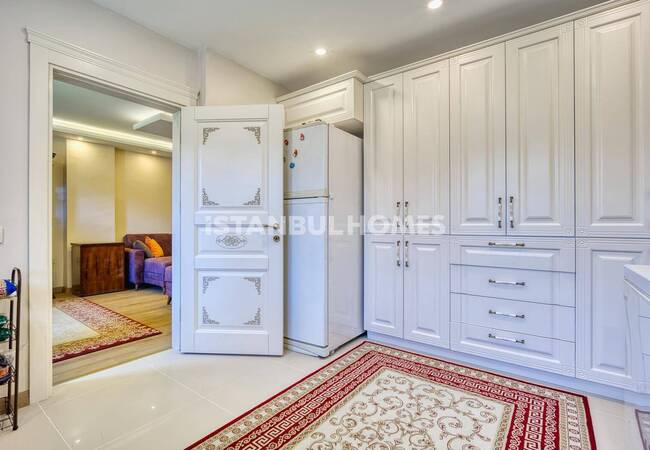 Spacious Villa with Pool Near Marina in Buyukcekmece Istanbul 15
