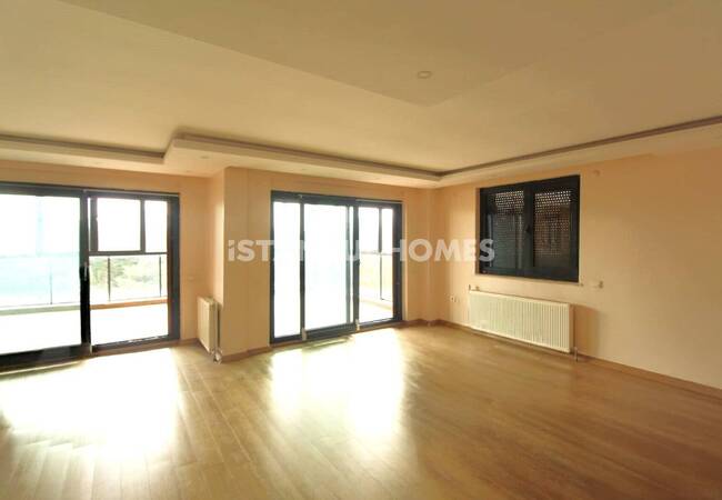 ویلای بزرگ با استخر نزدیک مارینا در بویوکچکمجه استانبول 16