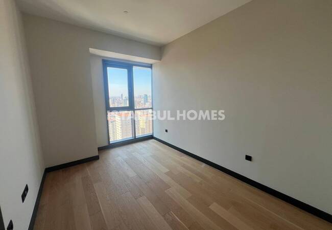 Sea-view 1-bedroom Flat in a Complex with Pool in Kadıköy Istanbul 11