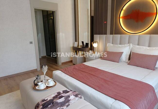 Apartments in a Complex with Lake View in İstanbul Avcılar 16