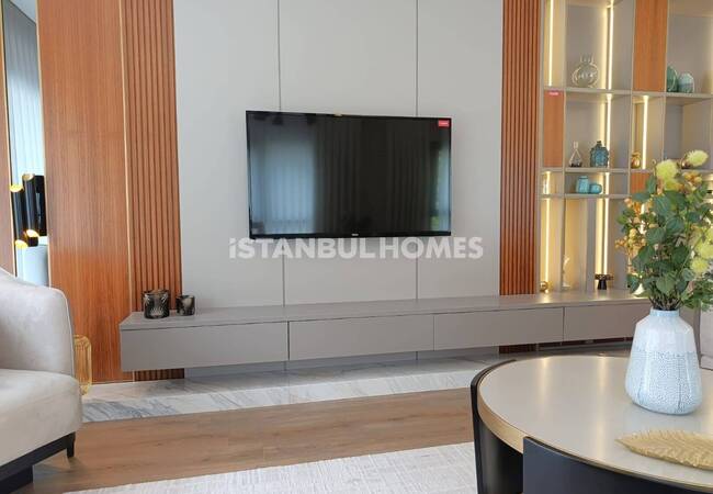 Apartments in a Complex with Lake View in İstanbul Avcılar 12