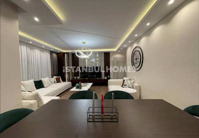 Elegant Apartments with Indoor Pool in Kucukcekmece 9