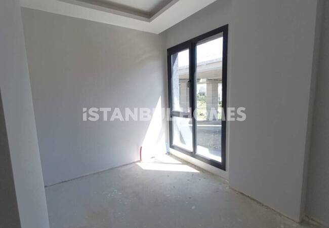 Villas in a Complex with Pool and Parking in Istanbul Basaksehir 15
