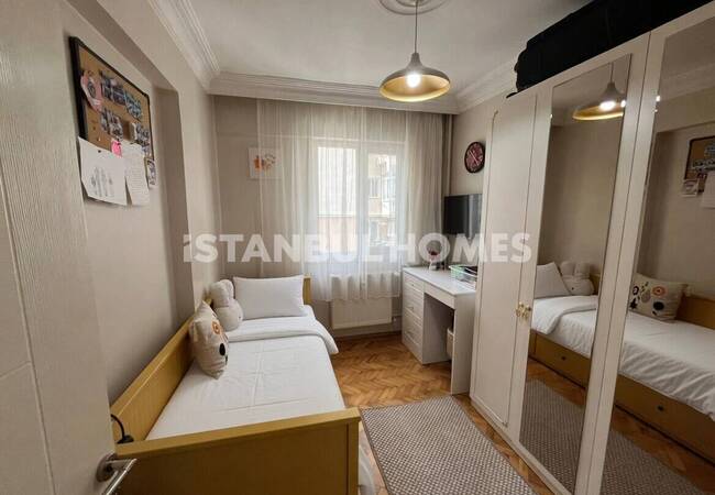 Apartment in a Complex Close to the Metro in Istanbul Maltepe 26