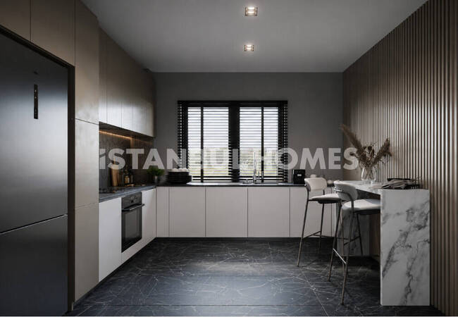 Elegant Apartments with City Views in Istanbul Kadikoy 7